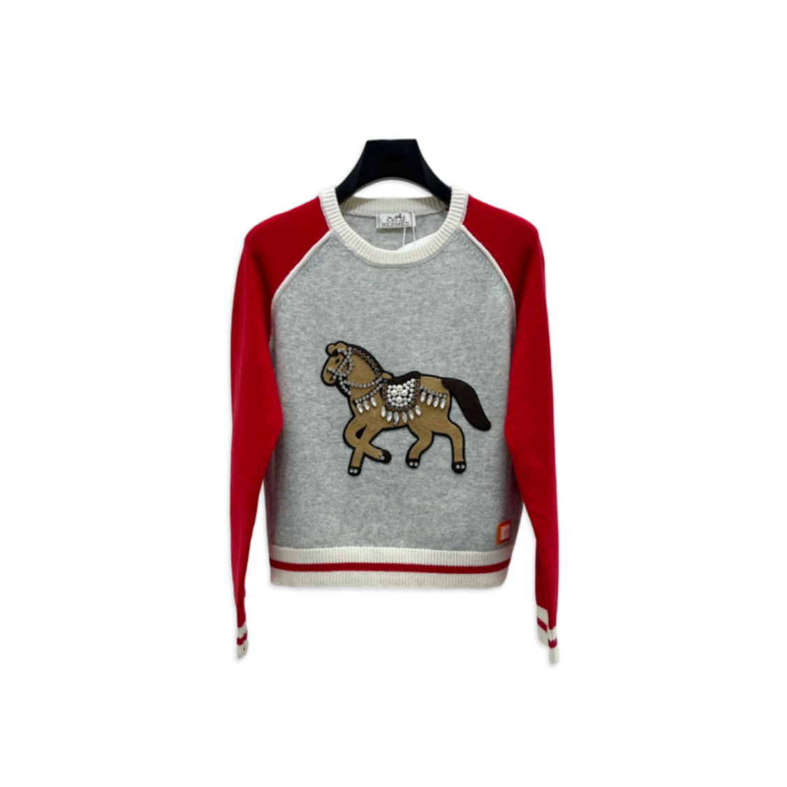 H**me5 raglan sweater